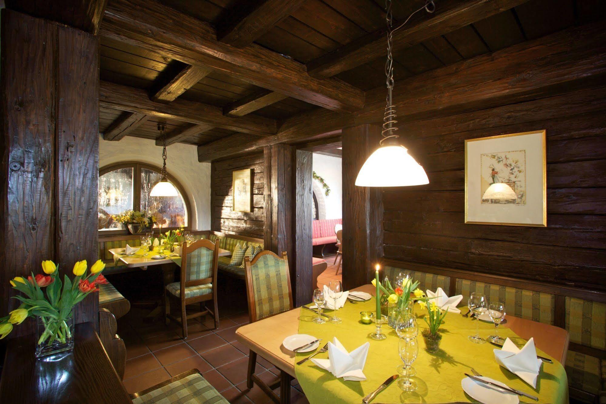 Hotel & Restaurant Dornweiler Hof Illertissen Εξωτερικό φωτογραφία
