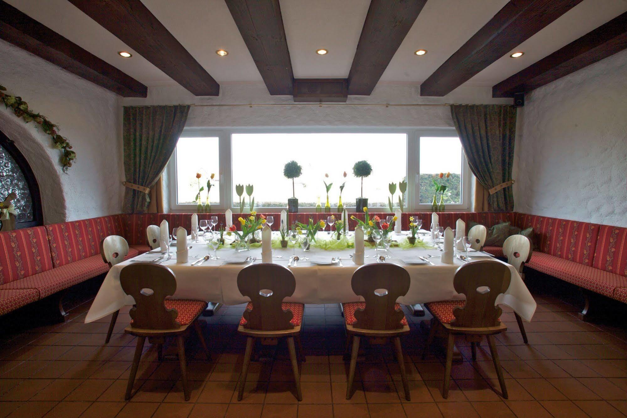 Hotel & Restaurant Dornweiler Hof Illertissen Εξωτερικό φωτογραφία